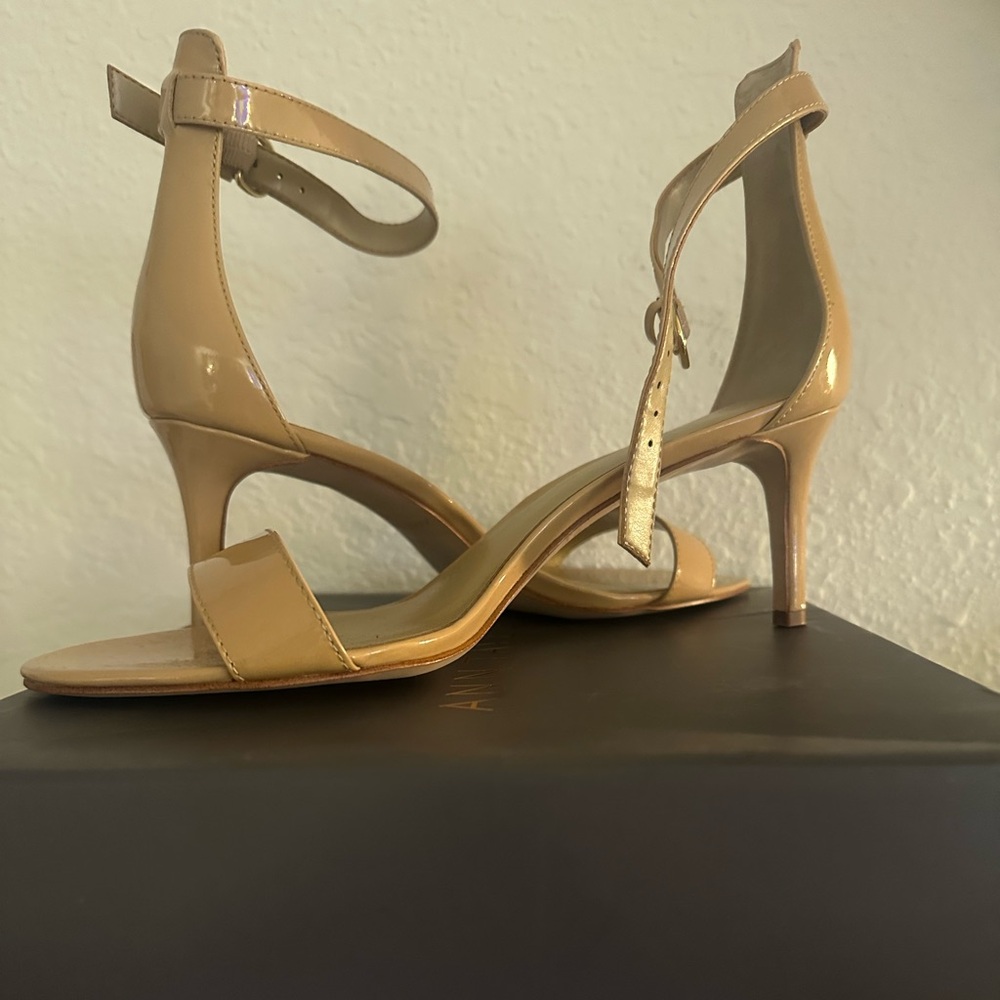 Ann Taylor Women's Beige Patent Heels